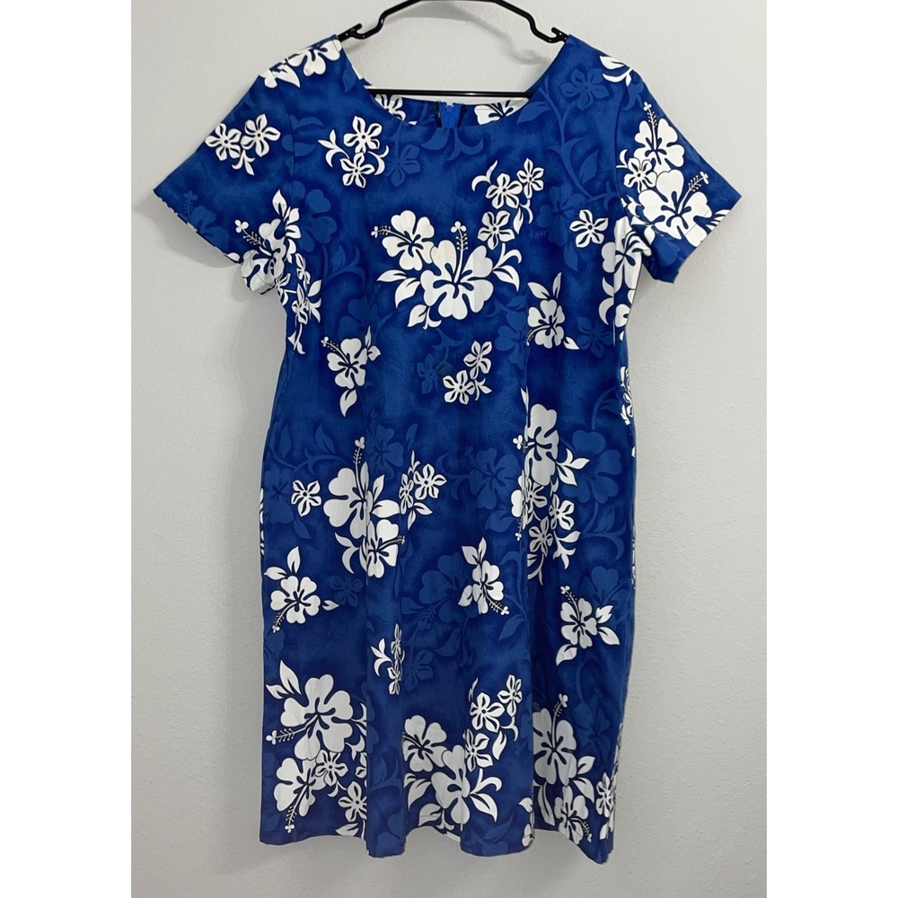 Bishop St, Women Plus XXL,‎ Blue Floral Print Vintage-Style Hawaiian Muumuu Dres